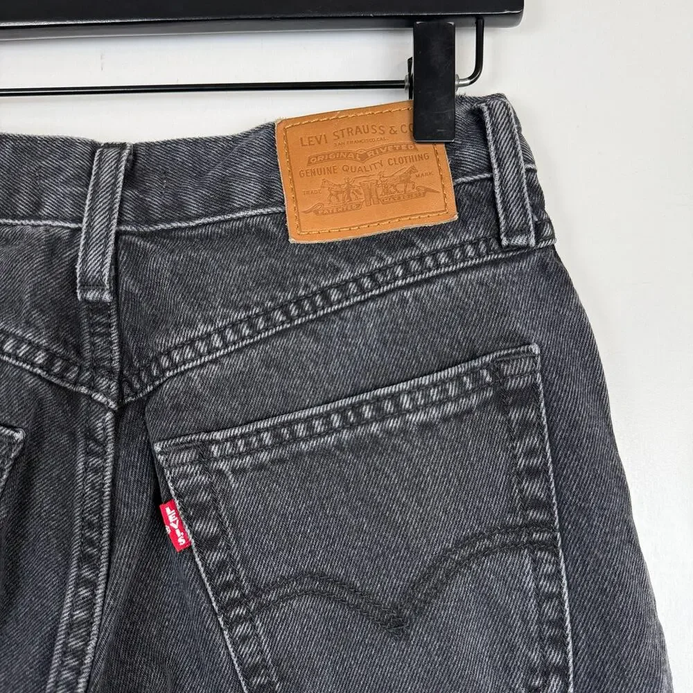 Levis excellent preowned